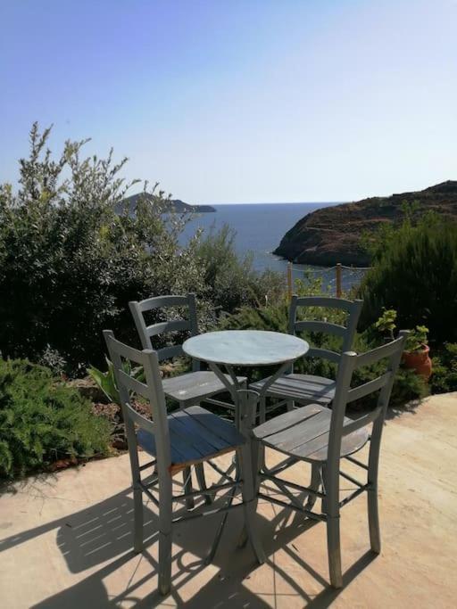 Casa Dei Melograni At Vourlidia Leros Villa Vromolithos Bagian luar foto