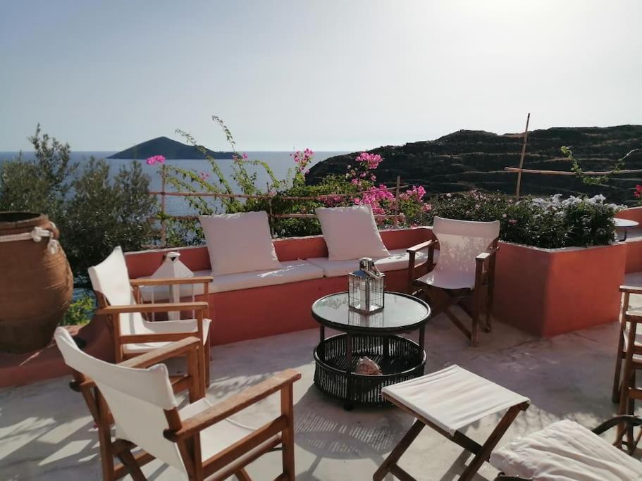 Casa Dei Melograni At Vourlidia Leros Villa Vromolithos Bagian luar foto