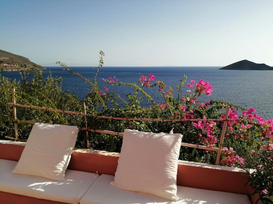 Casa Dei Melograni At Vourlidia Leros Villa Vromolithos Bagian luar foto