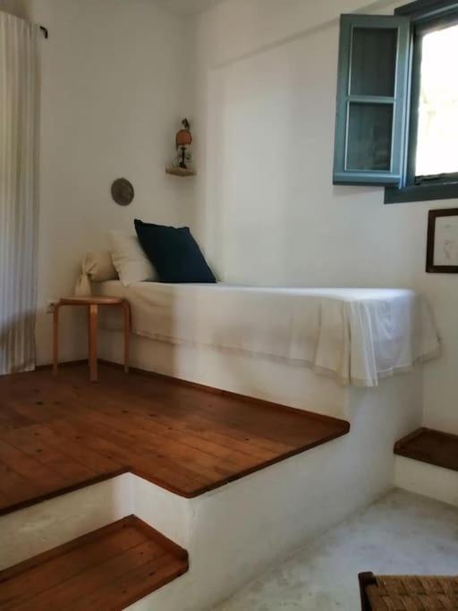 Casa Dei Melograni At Vourlidia Leros Villa Vromolithos Bagian luar foto